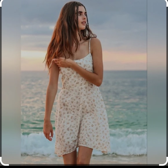 Volcom read the room dress summer floral print summer dress SZ M NWT - Picture 1 of 6